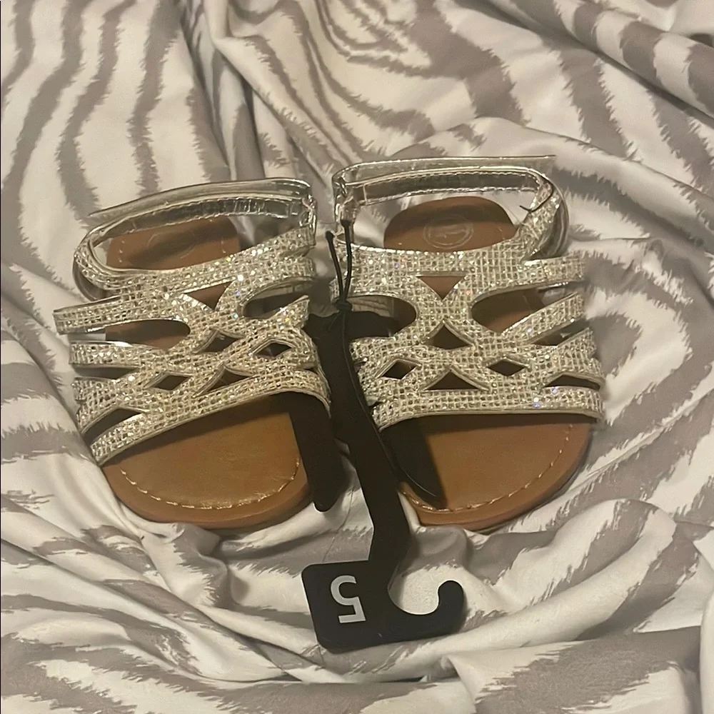 Wonder Nation Girls  Sandals Size: 5